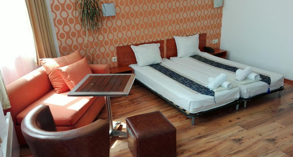 Scotty'S Boutique Hotel Sofia Exterior photo